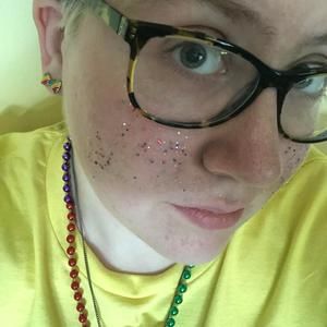 Meet your Posher, Amalia